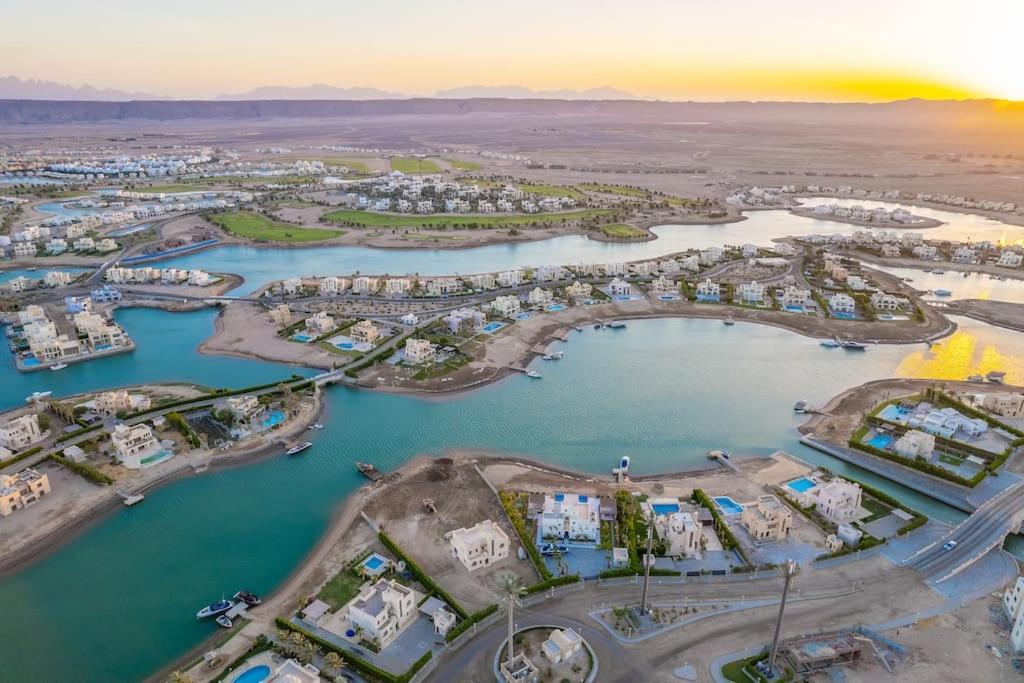Beach-inspired 1br In Mangroovy, El Gouna. Sea & Pool Apartament *
