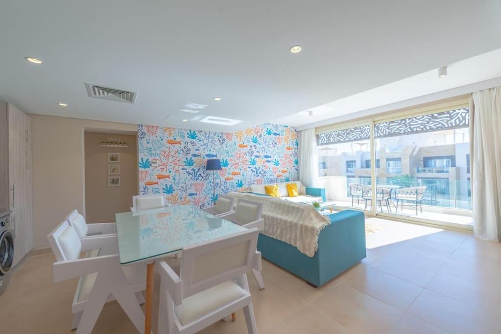 Beach-inspired 1br In Mangroovy, El Gouna. Sea & Pool Apartament